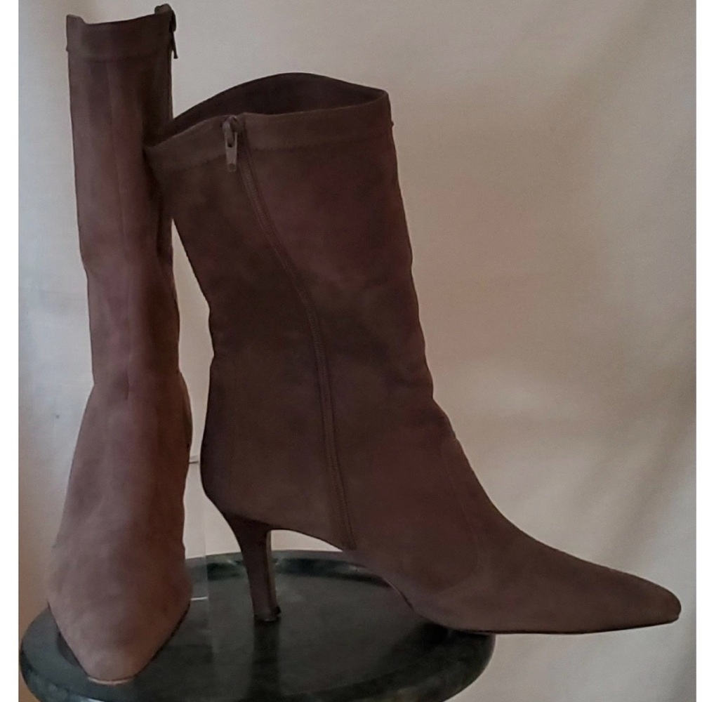 Manolo Blahnik Taupe Suede Booties